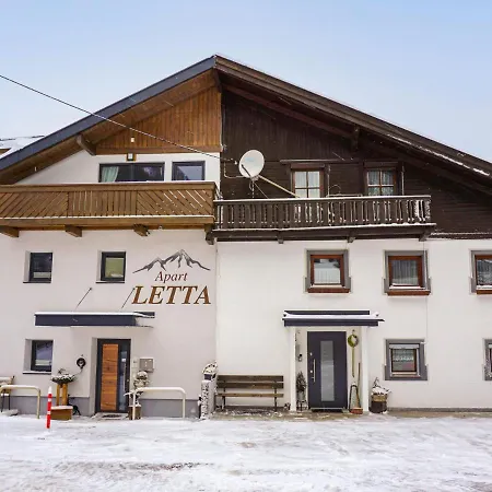 Apart Letta Huben *