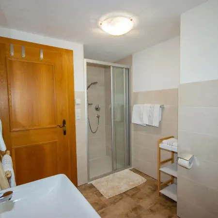 Apart Letta Huben 아파트
